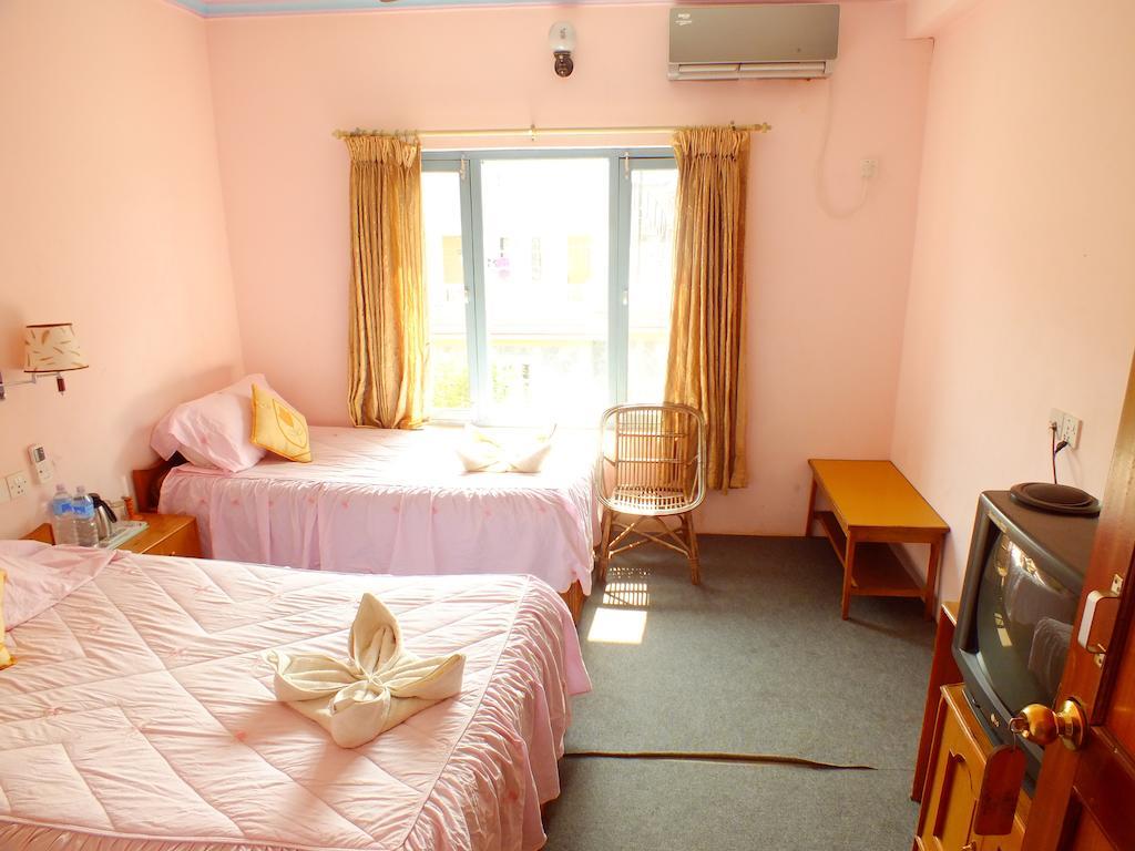 Hotel Greenland Покхара Номер фото